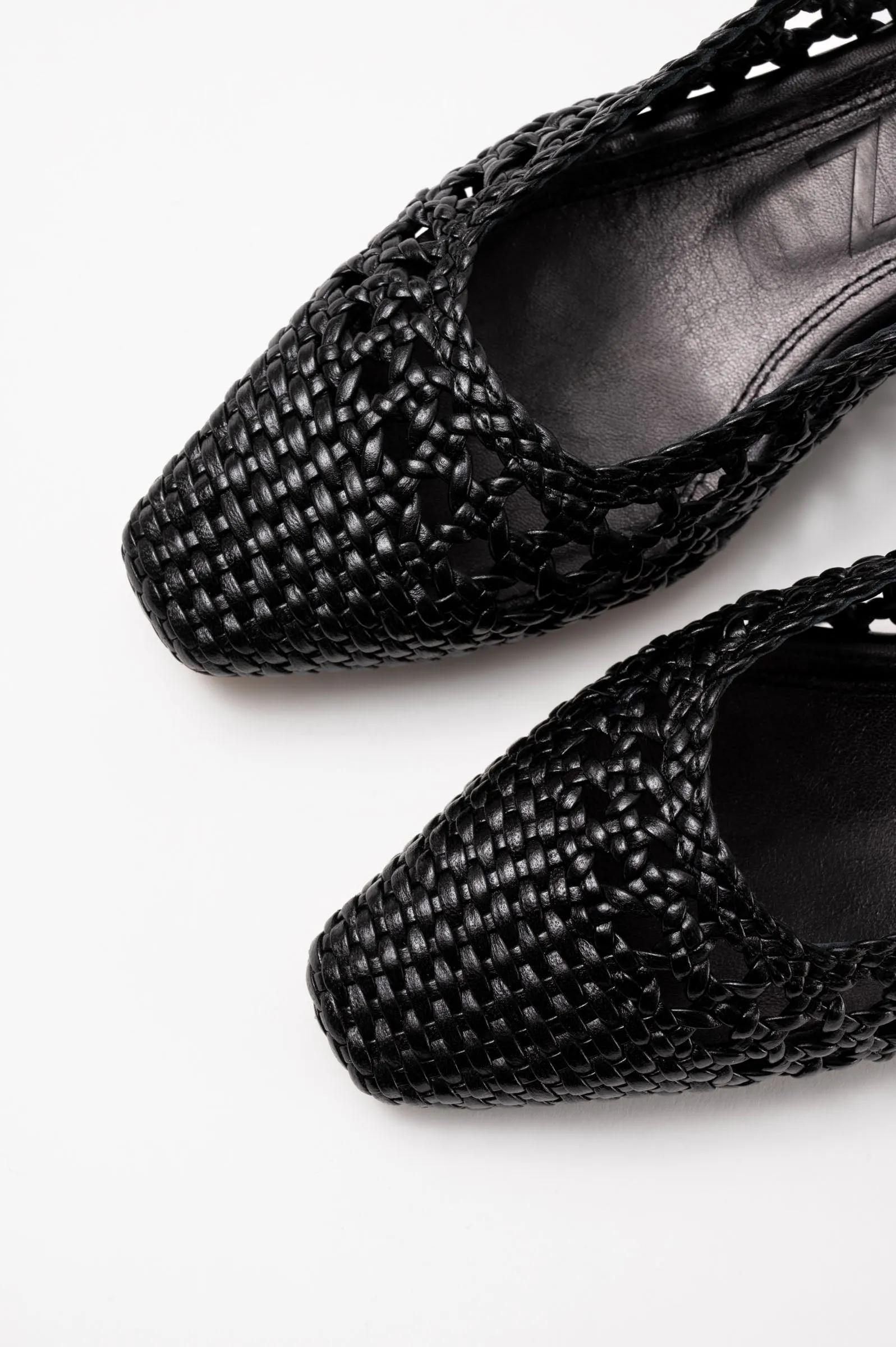 NOVA TARRAGONA - Black Woven Leather Slingback Ballerina Flats